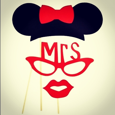 Wedding Photo Booth Prop Signs and Decorations