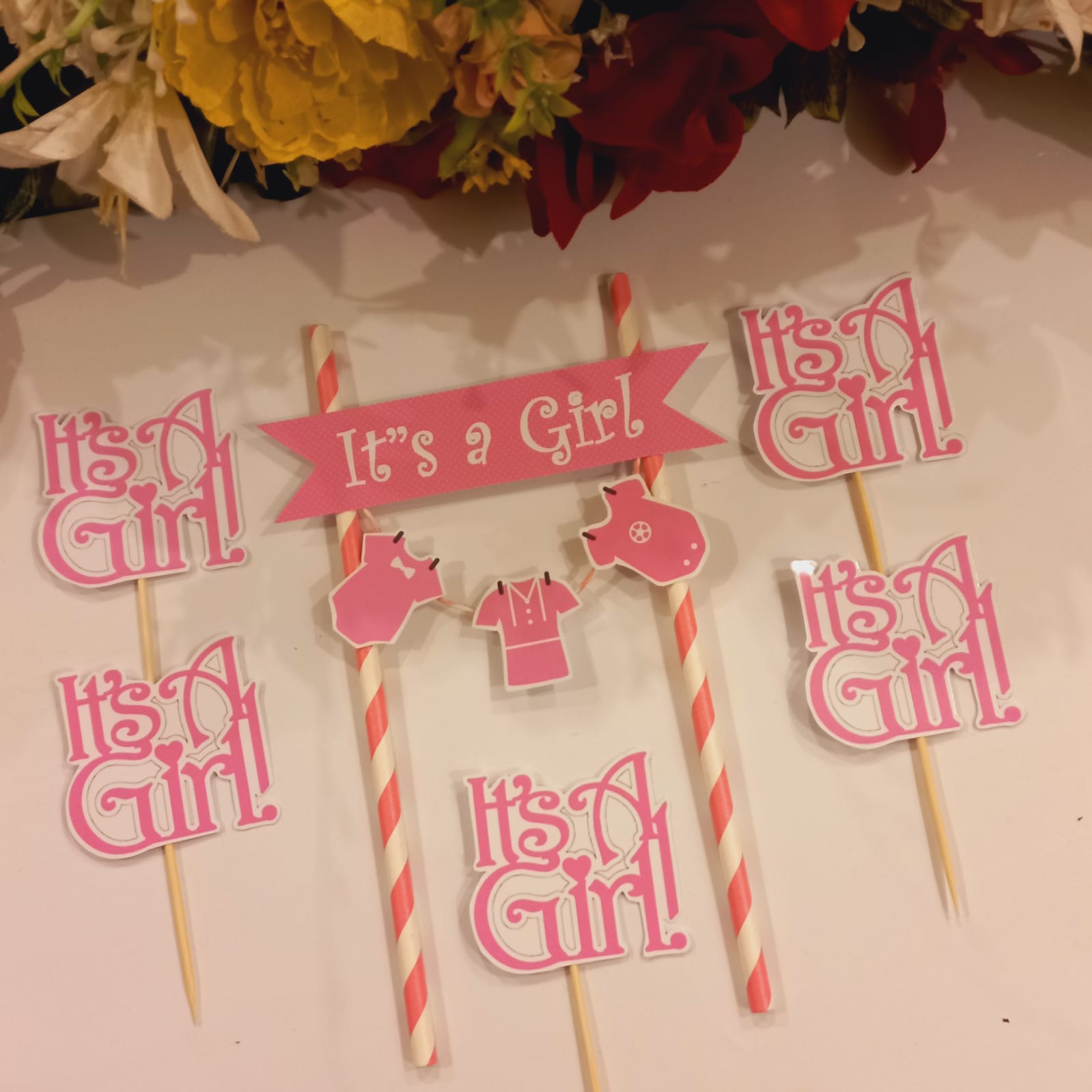 Welcome Baby Its a Girl Cake & Cup Cake Toppers Set